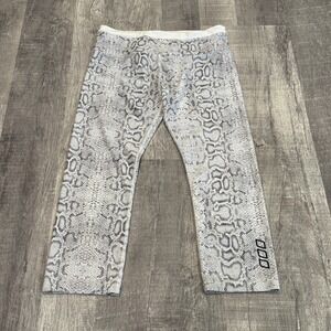Uniquely Lorna Jane Large Snake Skin Pattern Leggings